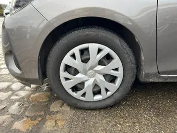 Toyota Yaris 2018 photo 3