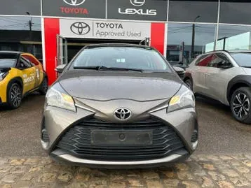 Toyota Yaris 2018 photo 2