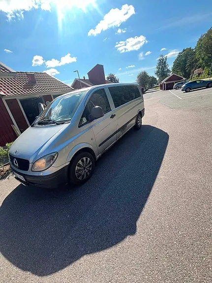 Mercedes-Benz Vito 115 2009 photo 2