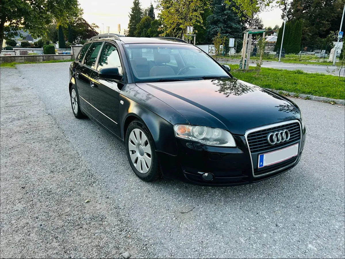 Audi A4 2005 photo 2