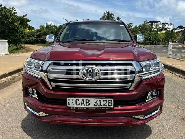Toyota Land Cruiser Sahara 2013 photo 3