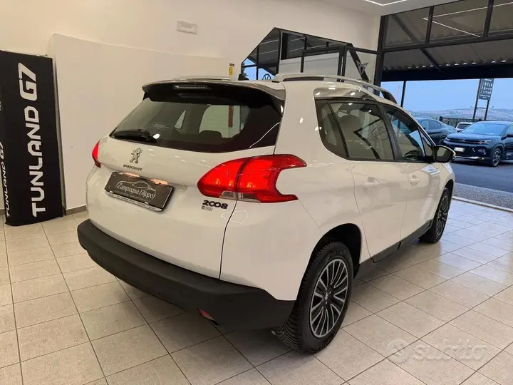 Peugeot 2008 2014 photo 4
