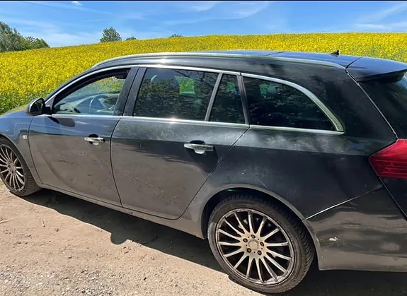 Opel Insignia 2010 photo 4