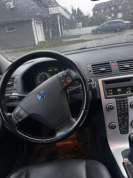 Volvo V50 2010 photo 5