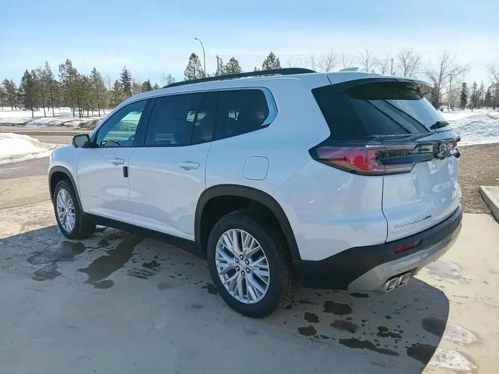 GMC Acadia 2026 photo 4