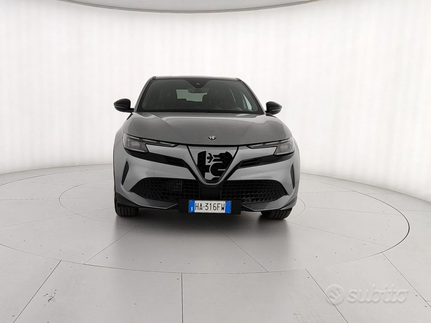 Alfa Romeo Junior 2025 photo 2