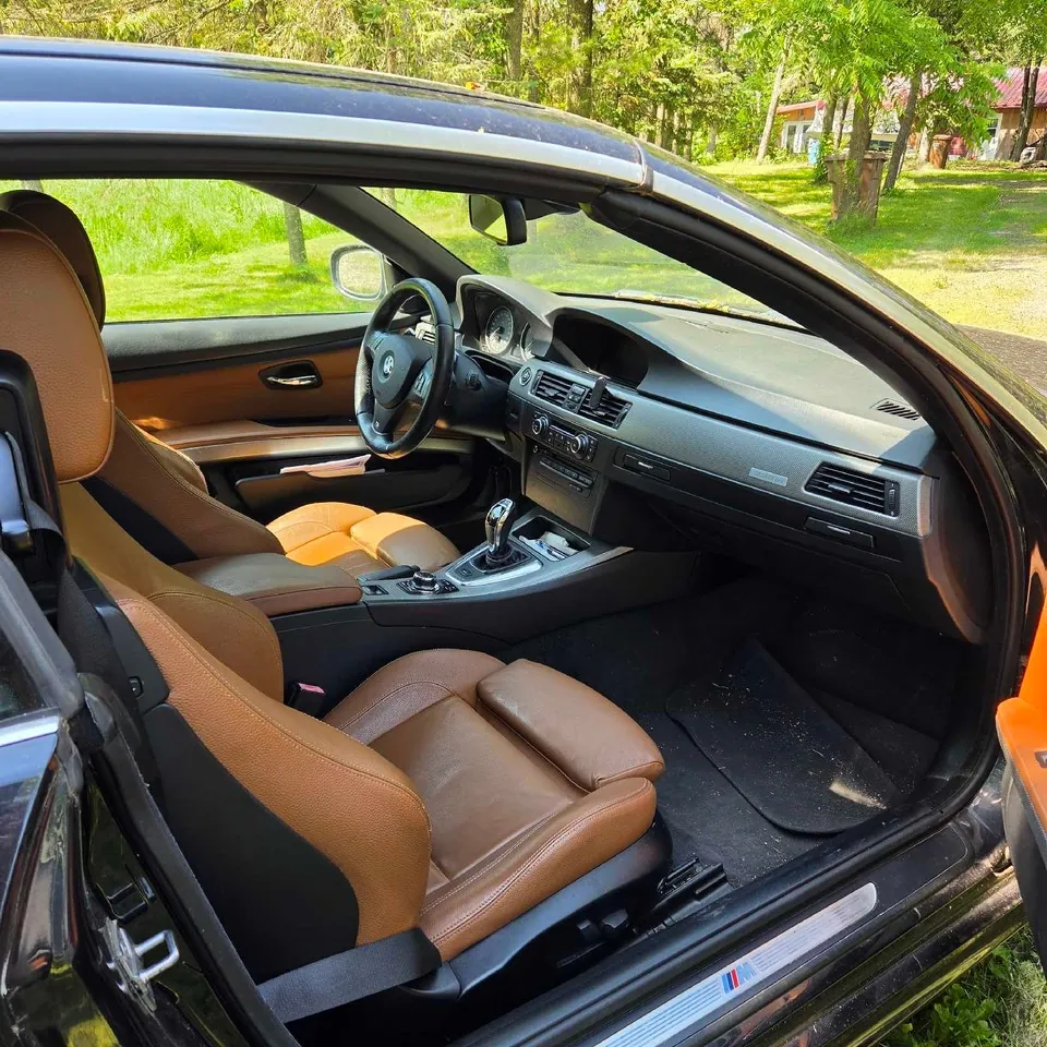 BMW 335Is 2011 photo 3