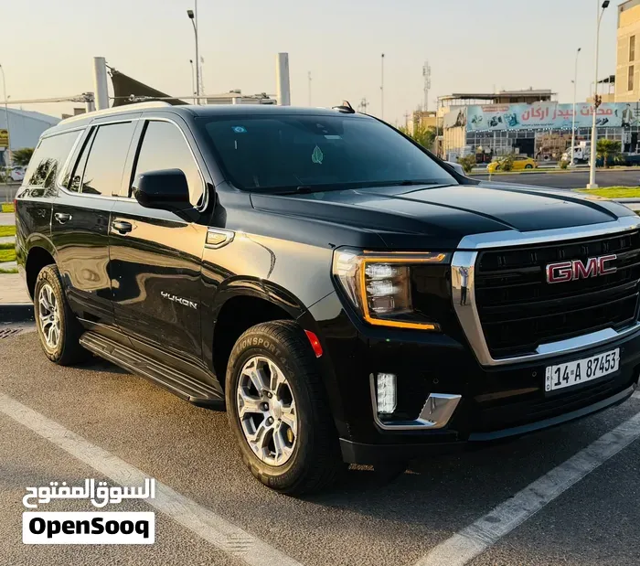 GMC Yukon 2023 photo 2