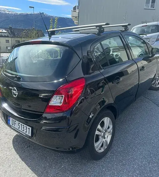 Opel Corsa 2011 photo 3