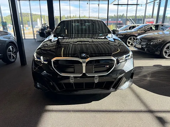 BMW I5 2024 photo 2