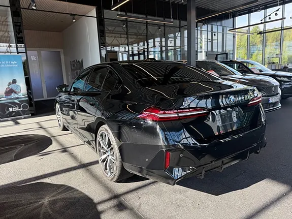 BMW I5 2024 photo 5