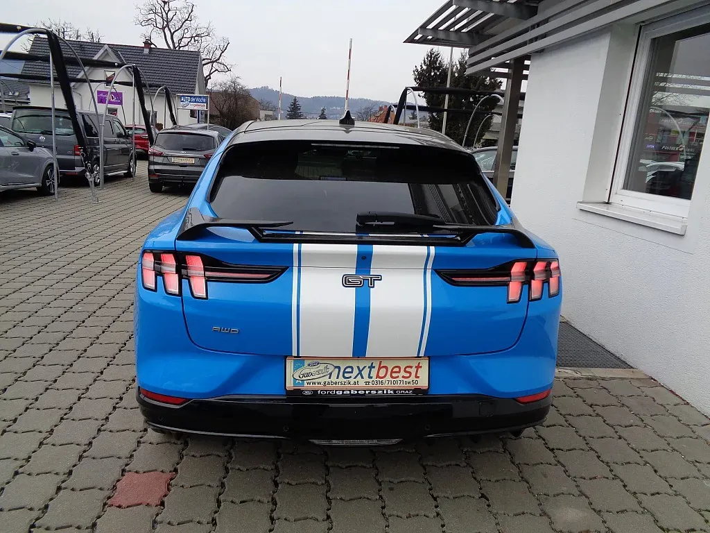Ford Mustang Mach-E 2022 photo 3