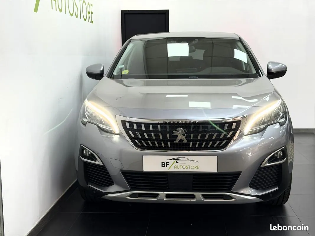 Peugeot 3008 2018 photo 2