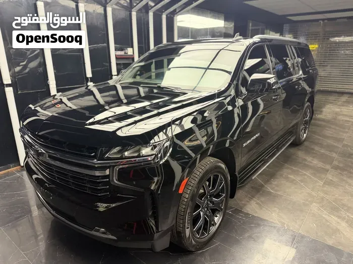Chevrolet Suburban 2023 photo 2