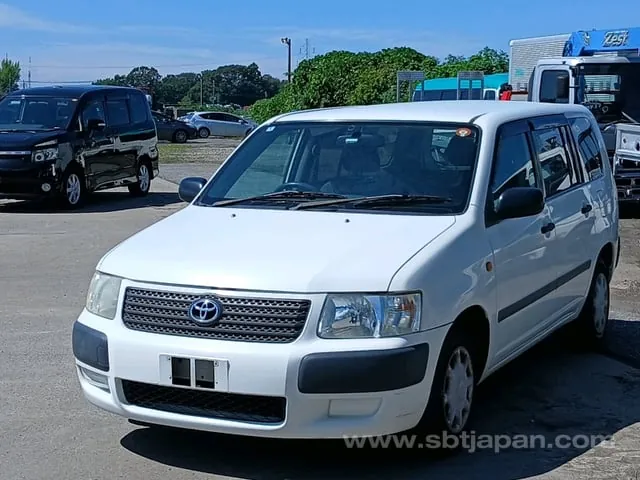 Toyota Succeed 2009 photo 3