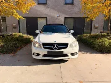 Mercedes-Benz C220