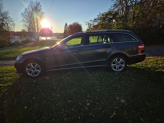 Mercedes-Benz E350 2010 photo 3