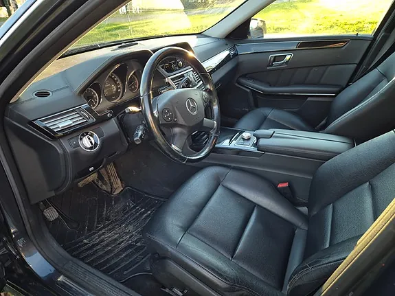 Mercedes-Benz E350 2010 photo 4