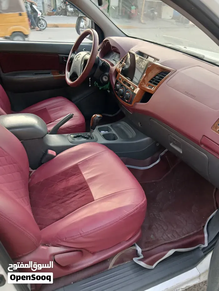 Toyota Hilux 2014 photo 4
