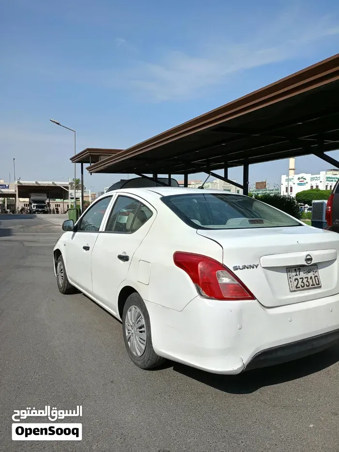 Nissan Sunny