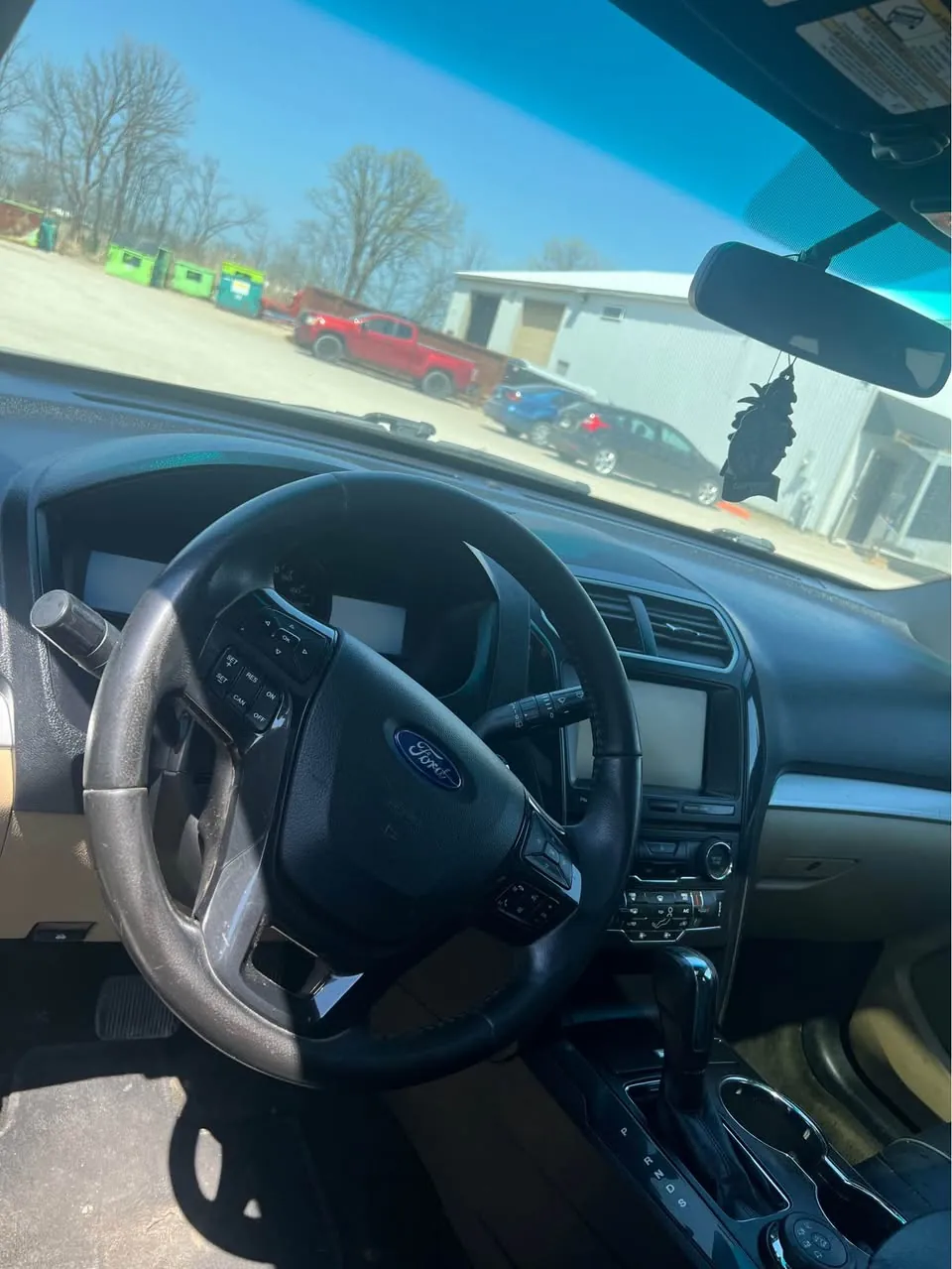 Ford Explorer 2016 photo 4