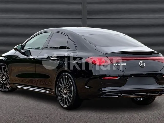 Mercedes-Benz Cla 180