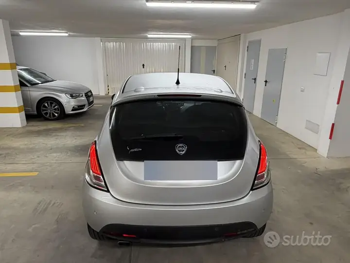 Lancia Ypsilon 2015 photo 3