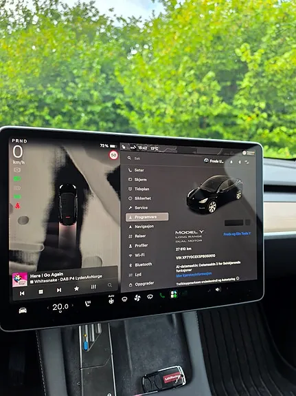 Tesla Model Y 2023 photo 5