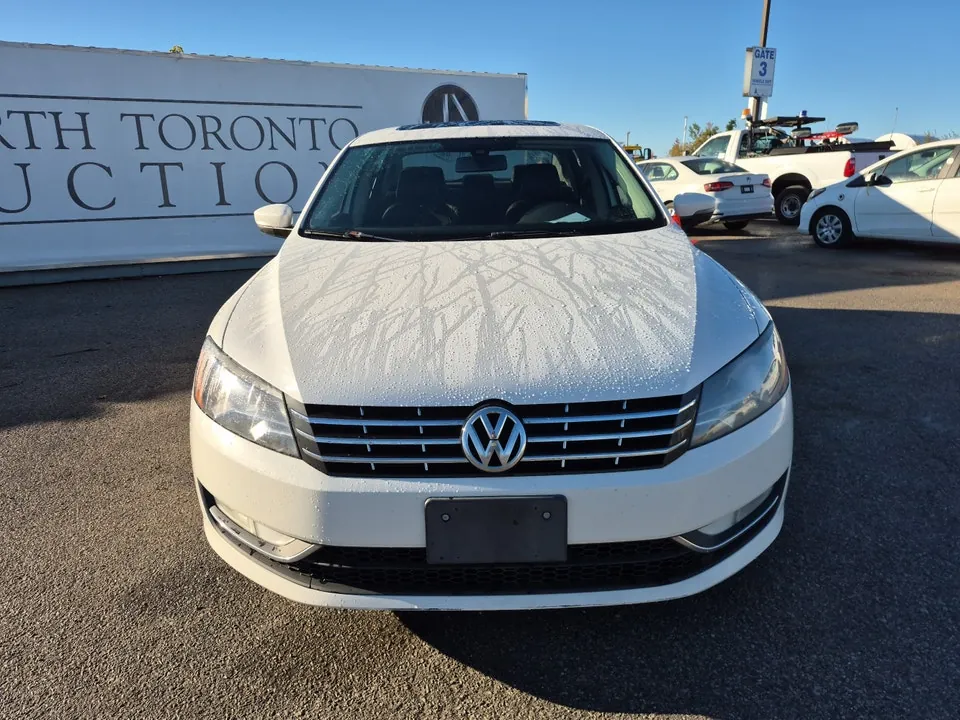 Volkswagen Passat 2013 photo 2