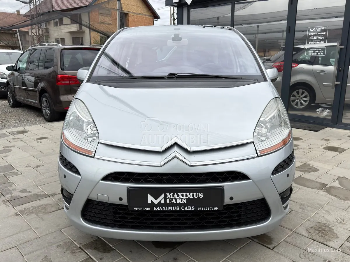 Citroen C4 Picasso 2010 photo 2