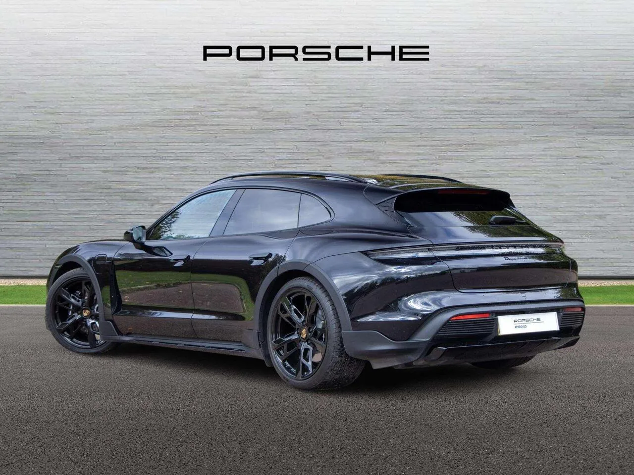 Porsche Taycan 2025 photo 2