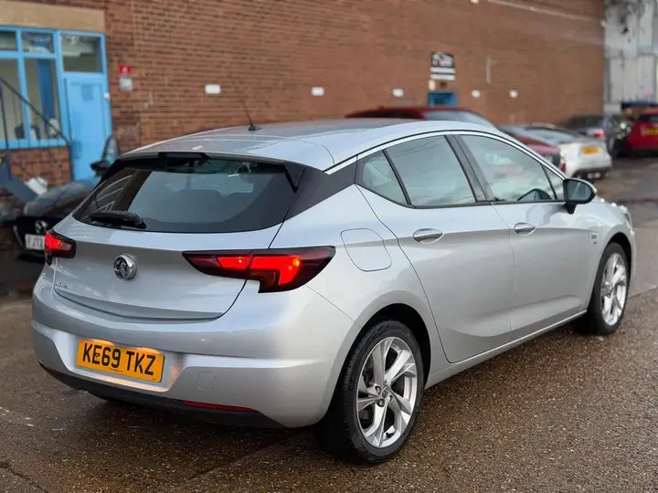 Vauxhall Astra 2020 photo 5