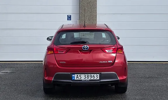 Toyota Auris 2013 photo 5