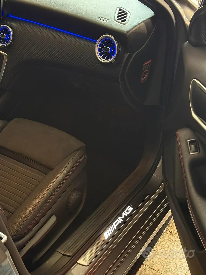 Mercedes-Benz A45 2017 photo 5