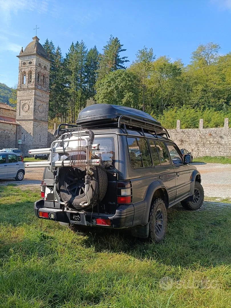 Mitsubishi Pajero 1991 photo 2