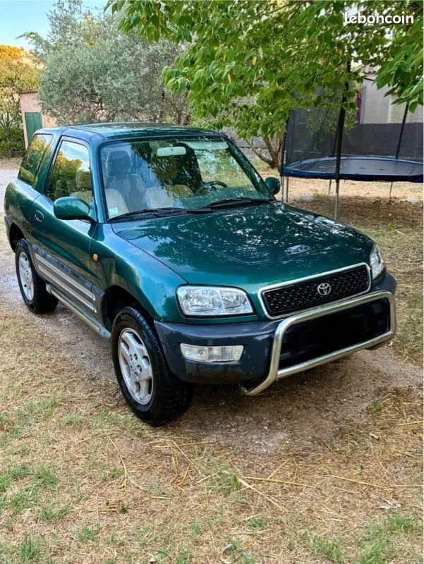 Toyota Rav4 1997 photo 2