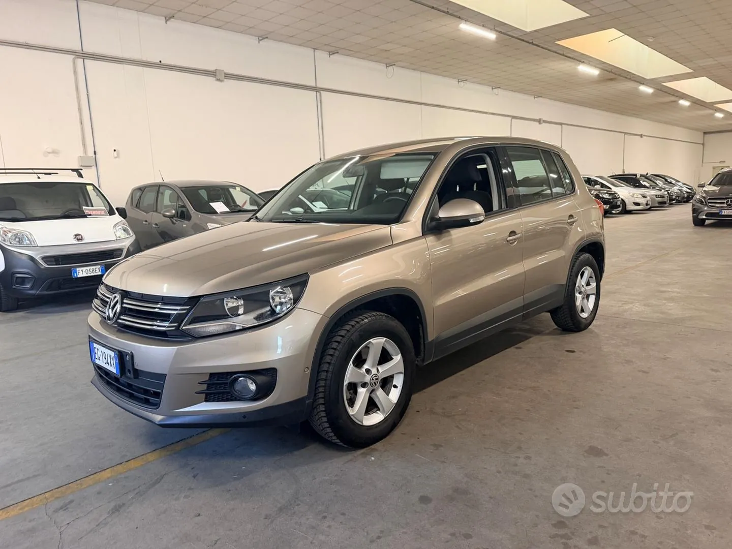 Volkswagen Tiguan 2011 photo 2