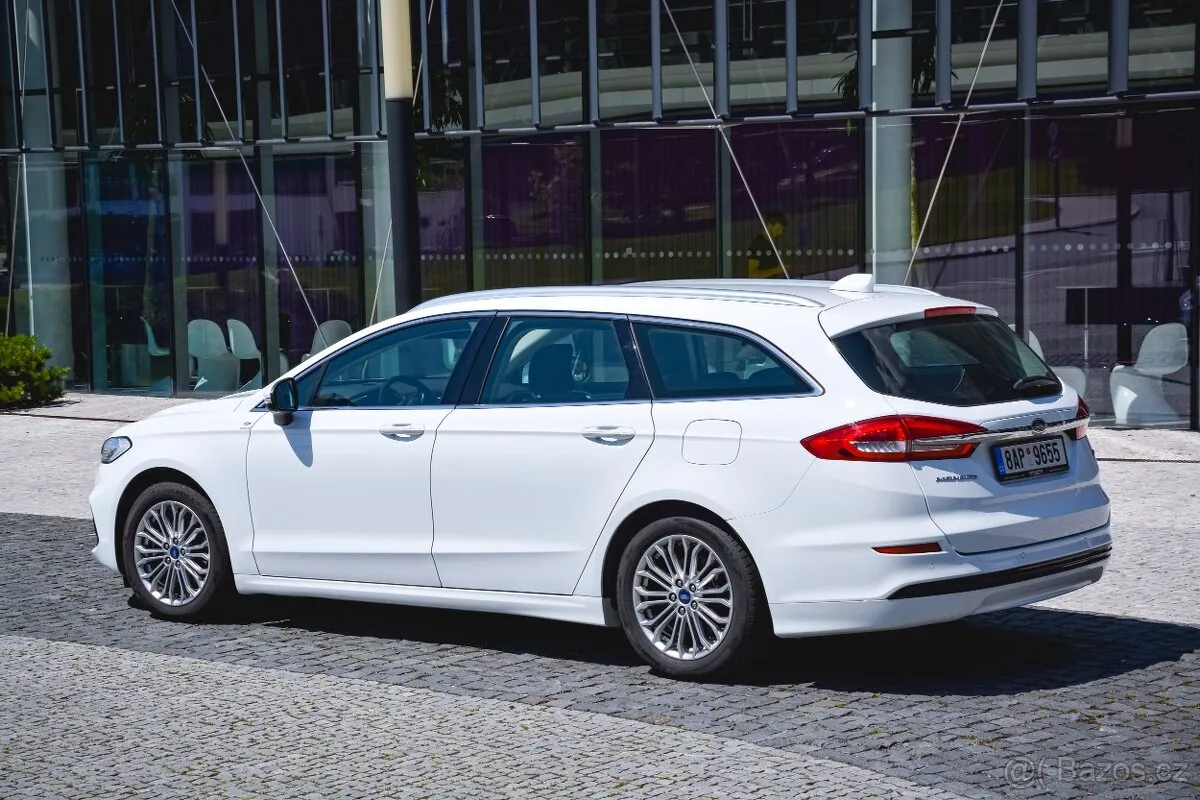 Ford Mondeo 2021 photo 3