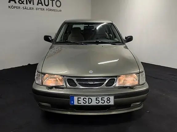 Saab 9-3 1999 photo 2