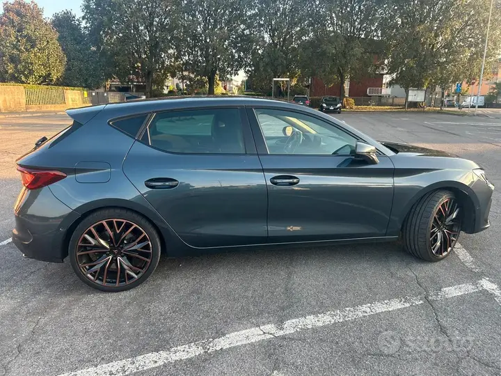Cupra Leon 2023 photo 2