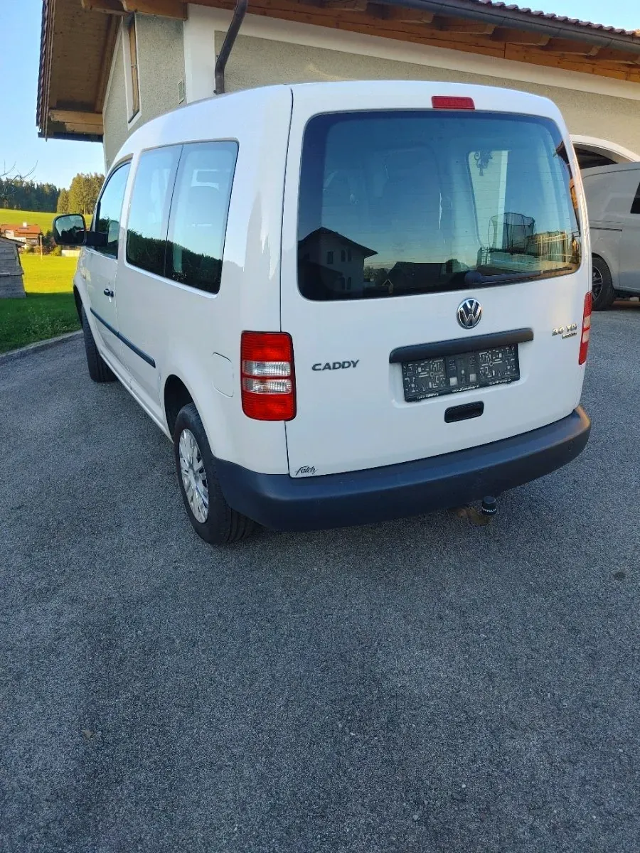 Volkswagen Caddy 2015 photo 2