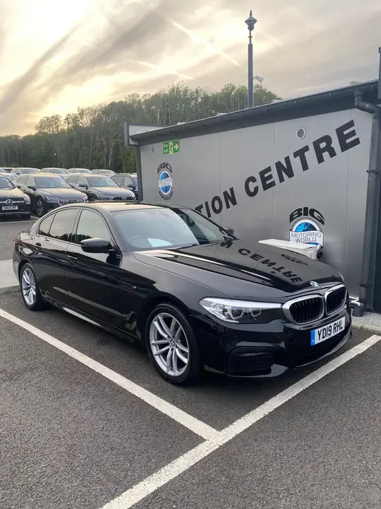 BMW 5 Series 2019 photo 2
