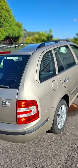Skoda Fabia 2006 photo 4