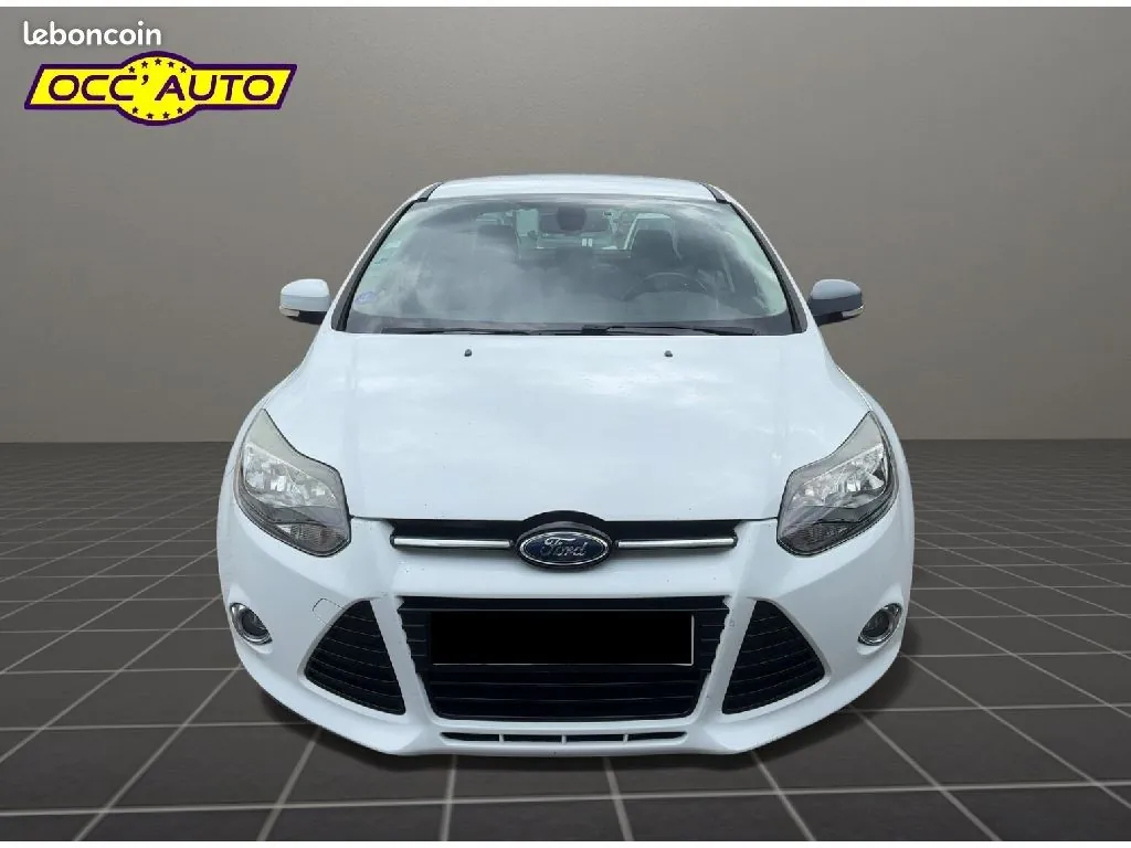 Ford Focus 2012 photo 2