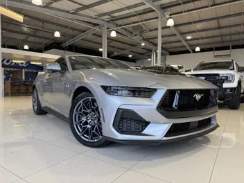 Ford Mustang 2026 photo 2