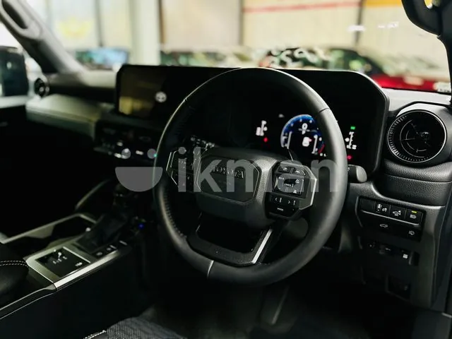 Toyota Land Cruiser Prado 2026 photo 4