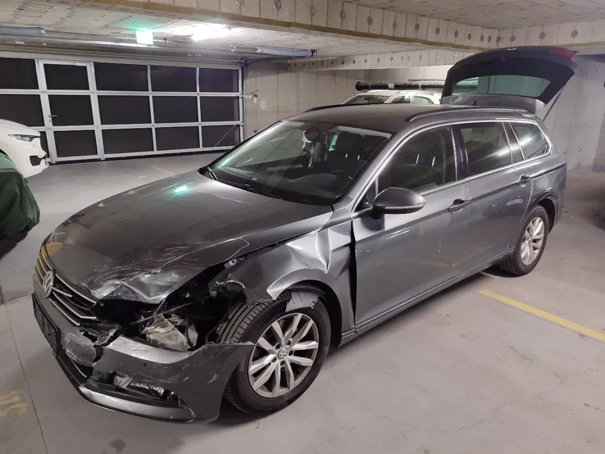 Volkswagen Passat 2015 photo 2