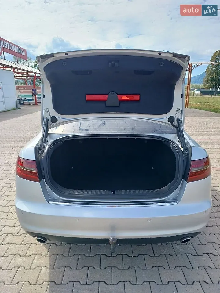 Audi A6 2010 photo 5