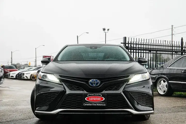 Toyota Camry 2024 photo 3