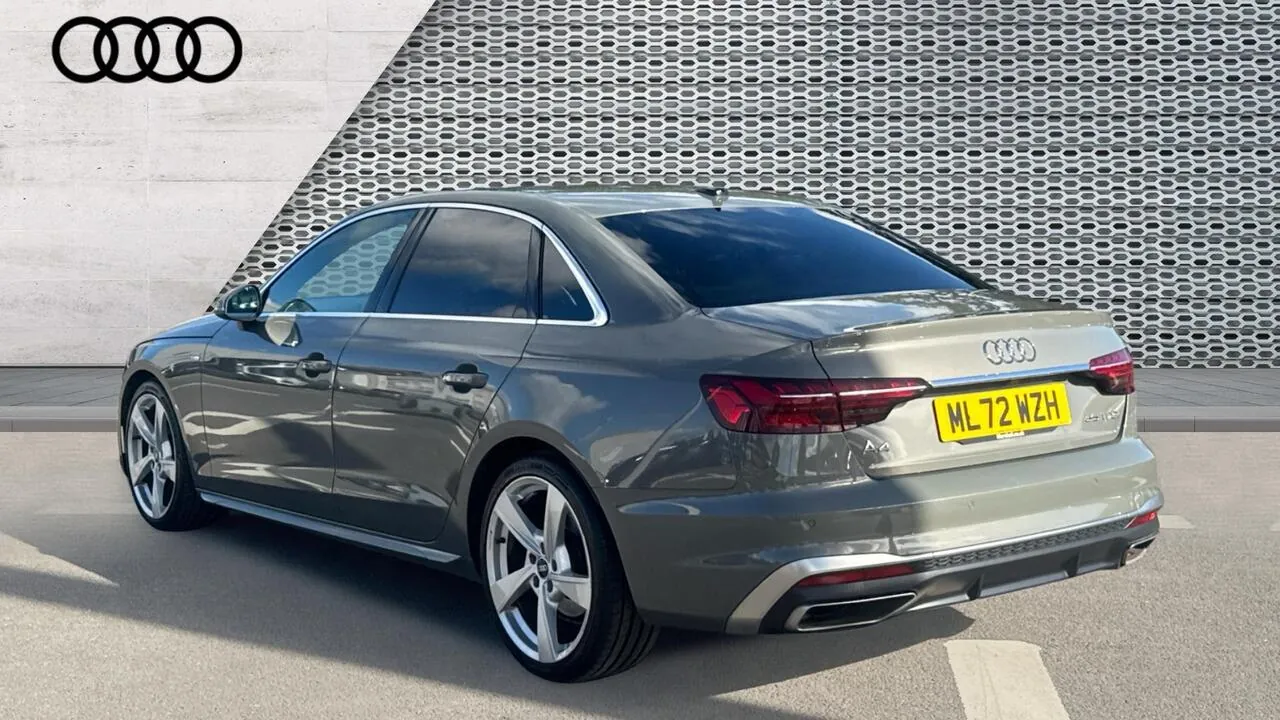 Audi A4 2022 photo 3